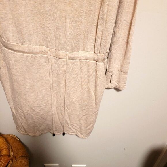 🌴BEIGE CHELSEA & THEODORE DRAWSTING DRESS - Picture 3 of 5